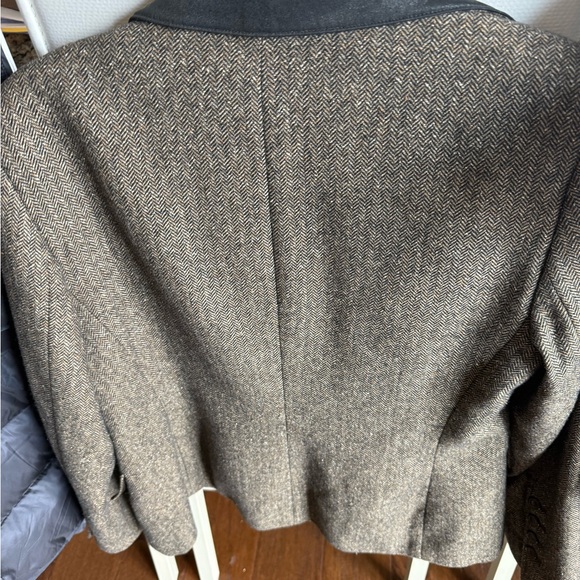 Womn’s Josephine Chaus Women's Tan Herringbone Blazer with Black Collar 12P - Picture 9 of 11